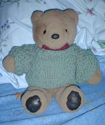 Rupert's sweater
This is a sweater I knit for Rupert, my teddy bear.  It was from a free Sugar'n'Cream pattern.
Keywords: knitting
