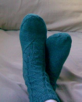 Green socks- v4
<p>I did something I've dreaded for a long time -- the kitchener stitch.&nbsp; I thought it turned out okay.&nbsp; :-)</p>
Keywords: knit