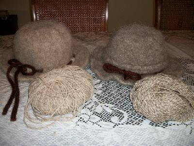 Each with
<p>Two pictures of the hats with their original yarns</p>
