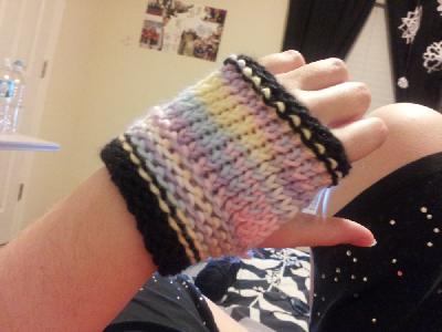 Black and Rainbow Fingerless Gloves
Keywords: knitted