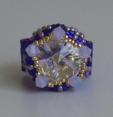 Dushi Ring
Keywords: peyote