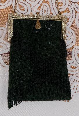 Beaded Knit Purse
Keywords: beads