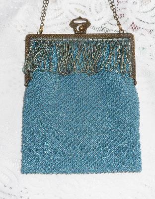 Beaded Knit Purse
Keywords: beads