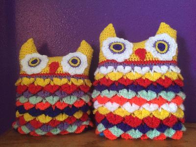 Owl Pillows (Crocodile stitch)
<p>This is one of the very first stitches I used after doing my first afghan. Once you get the hang of it, it's so awesome! I have used it in many different patterns.</p>
Keywords: crocodile stitch